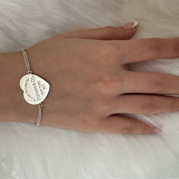 Tiffany & Co. Silver Heart Chain Bracelet authentic 100% - Picture 4 of 8